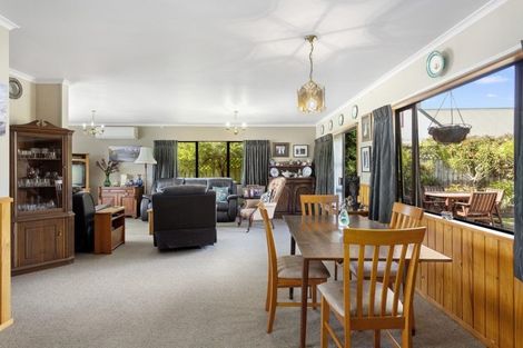 Photo of property in 8 Astelia Way, Waipahihi, Taupo, 3330