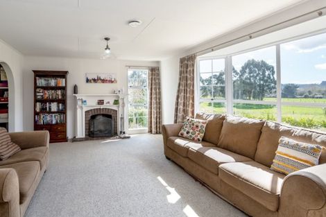 Photo of property in 28 Victoria Street, Pahiatua, 4910