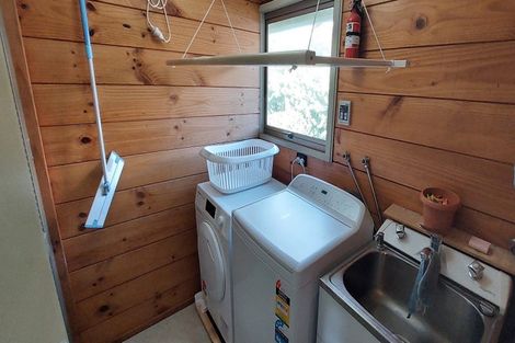 Photo of property in 7 Dundee Place, Crofton Downs, Wellington, 6035