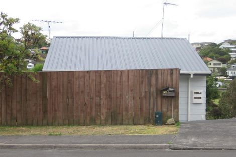 Photo of property in 1/56 Trias Road, Totara Vale, Auckland, 0629