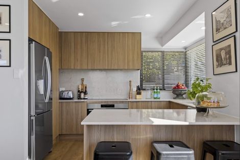 Photo of property in 5 Sunrise Lane, Queenstown, 9300