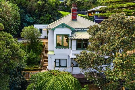 Photo of property in 74 Sar Street, Wadestown, Wellington, 6012