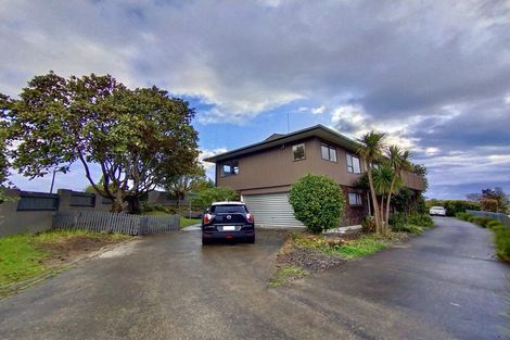 Photo of property in 1/20 Castor Bay Road, Castor Bay, Auckland, 0620