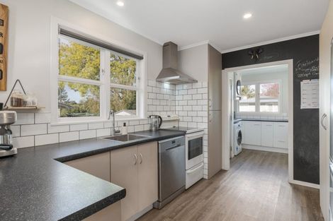 Photo of property in 23 Kingswood Road, Brookfield, Tauranga, 3110