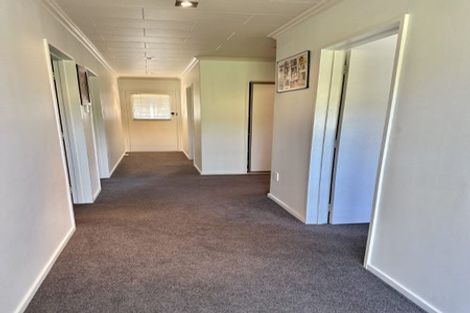 Photo of property in 96 Gladstone Terrace, Gladstone, Invercargill, 9810