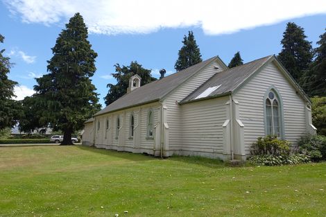 Photo of property in 5 Laura Street, Kelston, Auckland, 0602