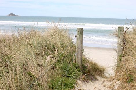 Photo of property in 749 Brighton Road, Ocean View, Dunedin, 9035