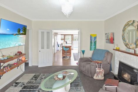 Photo of property in 22 Shortt Street, Foxton Beach, Foxton, 4815