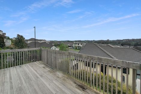 Photo of property in 22 Skipjack Pass, Silverdale, 0932