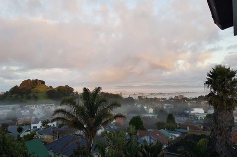 Photo of property in 32 Landscape Road, Mount Eden, Auckland, 1024