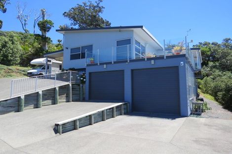 Photo of property in 402 Tuateawa Road, Tuateawa, Coromandel, 3583