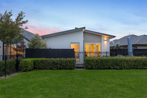 Photo of property in 27 Famille Close, Yaldhurst, Christchurch, 8042