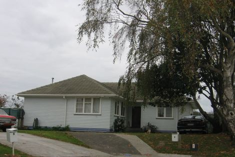 Photo of property in 7 Hull Place, Highbury, Palmerston North, 4412
