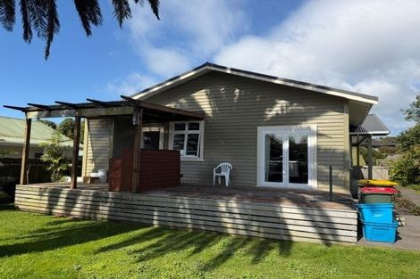 Photo of property in 27 Atiawa Street, Glen Avon, New Plymouth, 4312