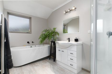 Photo of property in 6 Gimson Street, Solway, Masterton, 5810