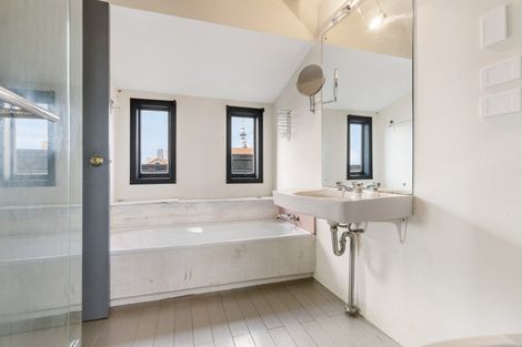 Photo of property in 4a Harbour Street, Saint Marys Bay, Auckland, 1011