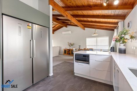 Photo of property in 19a Reid Road, New Lynn, Auckland, 0600