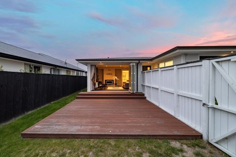 Photo of property in 33 Reginald Street, Burwood, Christchurch, 8083