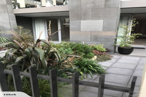 Photo of property in Sanctum Apartment, 10 Ebor Street, Te Aro, Wellington, 6011
