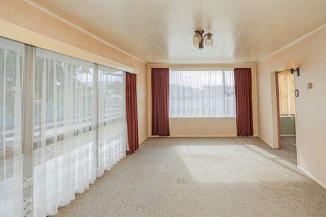 Photo of property in 18 Burn Street, Holmes Hill, Oamaru, 9401