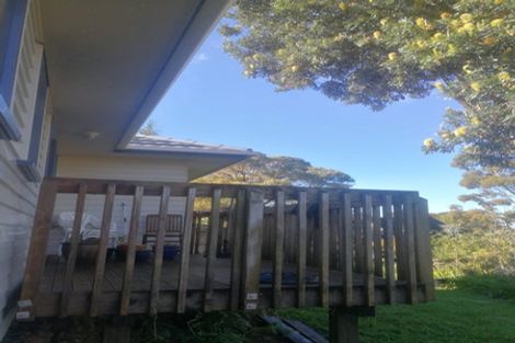 Photo of property in 48 Cyclarama Crescent, Massey, Auckland, 0614