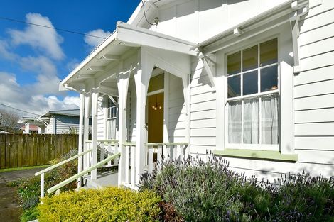 Photo of property in 45 Awaroa Road, Helensville, 0800