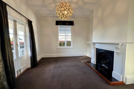 Photo of property in 1 Mozeley Avenue, Devonport, Auckland, 0624