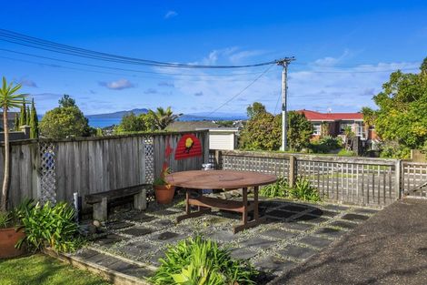 Photo of property in 10 Gull Lane, Mairangi Bay, Auckland, 0630