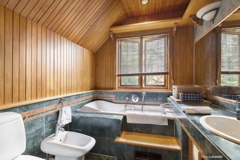 Photo of property in 51 Grafton Road, Roseneath, Wellington, 6011