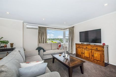 Photo of property in 1/8 Folkestone Street, Murrays Bay, Auckland, 0630