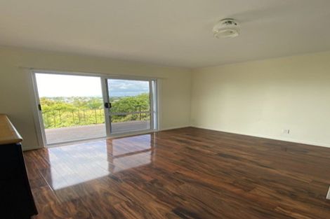 Photo of property in 743 East Coast Road, Browns Bay, Auckland, 0630