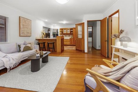 Photo of property in 44 Milford Road, Milford, Auckland, 0620