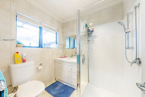 Photo of property in 9 Goh Place, Manurewa, Auckland, 2105