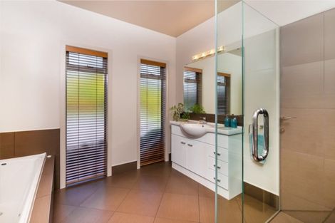 Photo of property in 72 Dalmore Way, Acacia Bay, Taupo, 3385