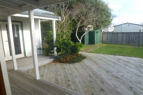 Photo of property in 24 Milverton Avenue, Hokowhitu, Palmerston North, 4410