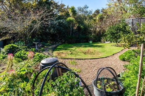 Photo of property in 14 Waitai Road, Ostend, Waiheke Island, 1081