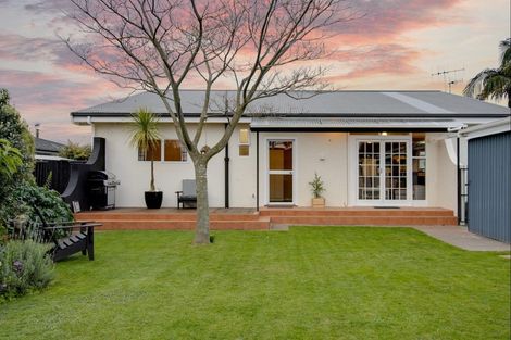 Photo of property in 58 Auckland Road, Greenmeadows, Napier, 4112