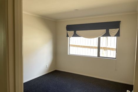 Photo of property in 2 Byblos Place, The Gardens, Auckland, 2105