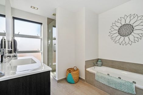 Photo of property in 47 Glandovey Road, Fendalton, Christchurch, 8052