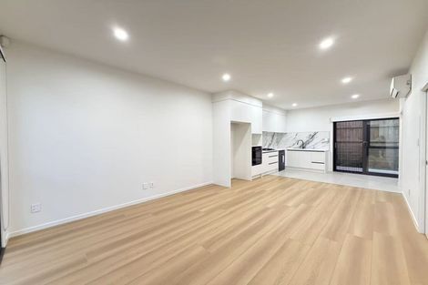 Photo of property in 9a Tangelo Place, Bucklands Beach, Auckland, 2012