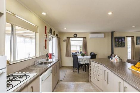 Photo of property in 12 Humphries Place, Awapuni, Palmerston North, 4412