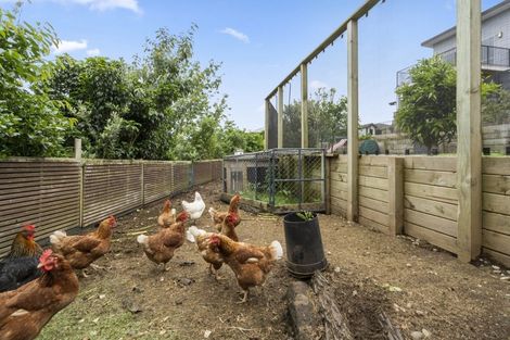 Photo of property in 24a Jules Crescent, Bell Block, New Plymouth, 4312