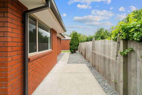 Photo of property in 4/17 Hansons Lane, Upper Riccarton, Christchurch, 8041