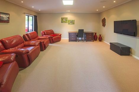 Photo of property in 41 Arcadia Place, Seaward Bush, Invercargill, 9812