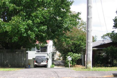 Photo of property in 1/7 Morton Avenue, Forrest Hill, Auckland, 0620