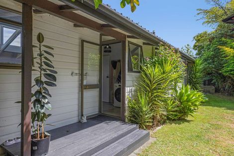 Photo of property in 6 Crownhill Street, Spotswood, New Plymouth, 4310