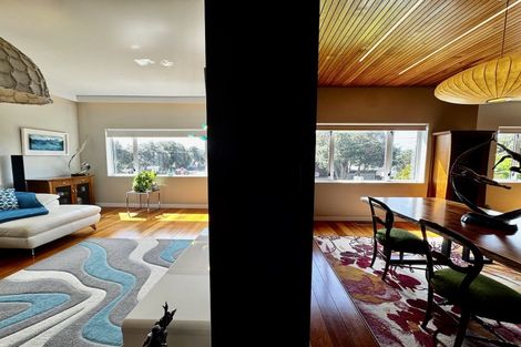 Photo of property in 16 Burnham Street, Seatoun, Wellington, 6022