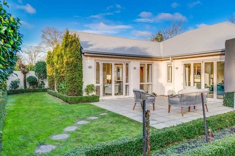 Photo of property in 76 Glandovey Road, Fendalton, Christchurch, 8052
