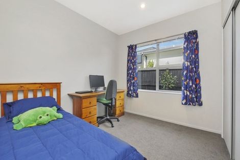 Photo of property in 94 Aston Drive, Waimairi Beach, Christchurch, 8083