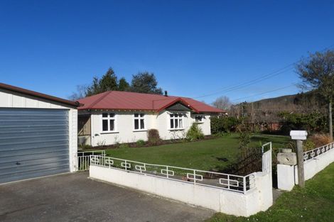 Photo of property in 48 Allan Street, Waimate, 7924